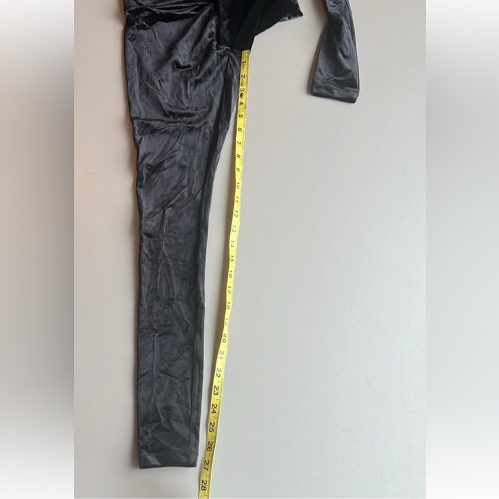 Athleta Black Velvet High Waisted Leggings Supplex Lycra Spandex Yoga Tights S - Picture 7 of 7